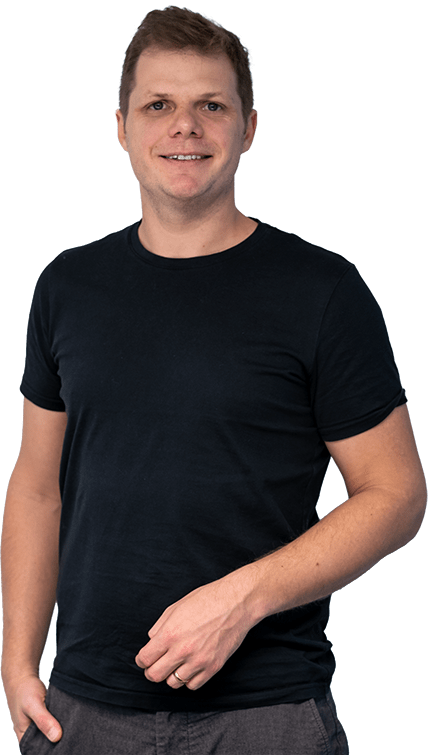 SEO Agentur Inhaber Patrick Schmid hilft bei Online Marketing Fragen